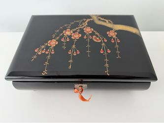 Vintage Japanese Black Lacquer Music