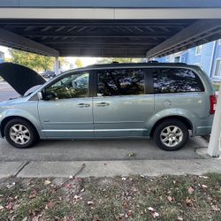 2008 Chrysler Town & Country