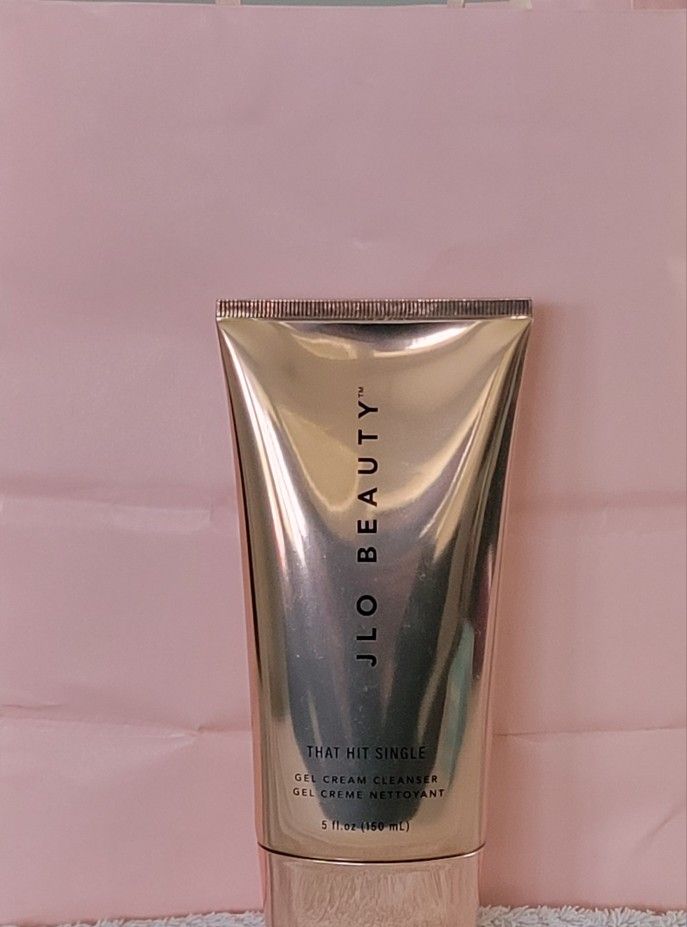 JLO Beauty That Hit Single Gel Cream Cleanser