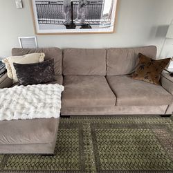 Pottery Barn Turner Square Arm Sofa - Performance Fabric