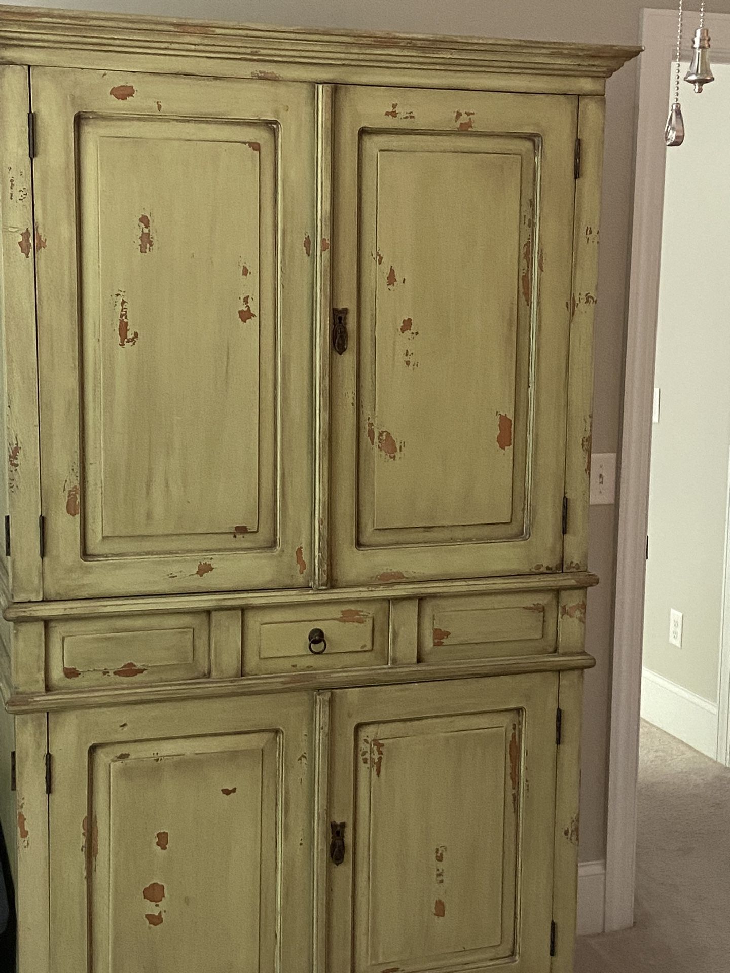 Armoire