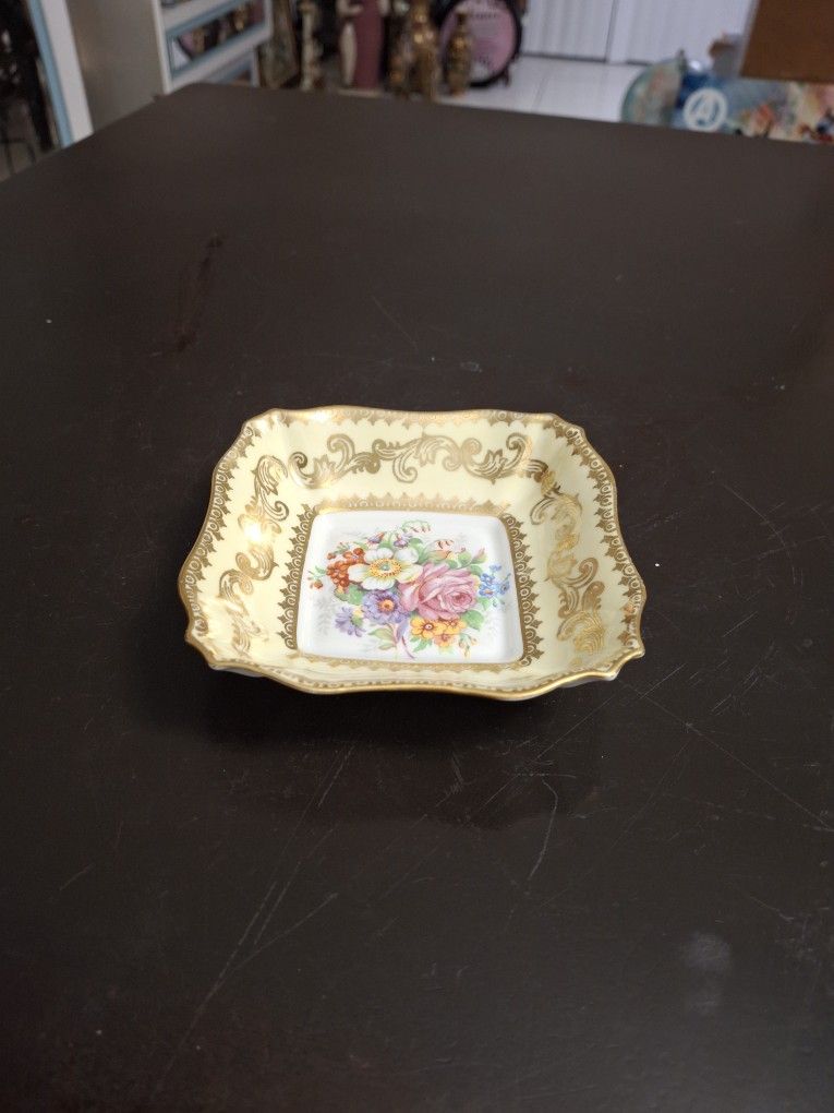 Vintage Grosvenor Trinket Dish Made In England From Bone China, Gorgeous Floral Pattern With Gold Accents & Scalloped Edges 4.5" Square