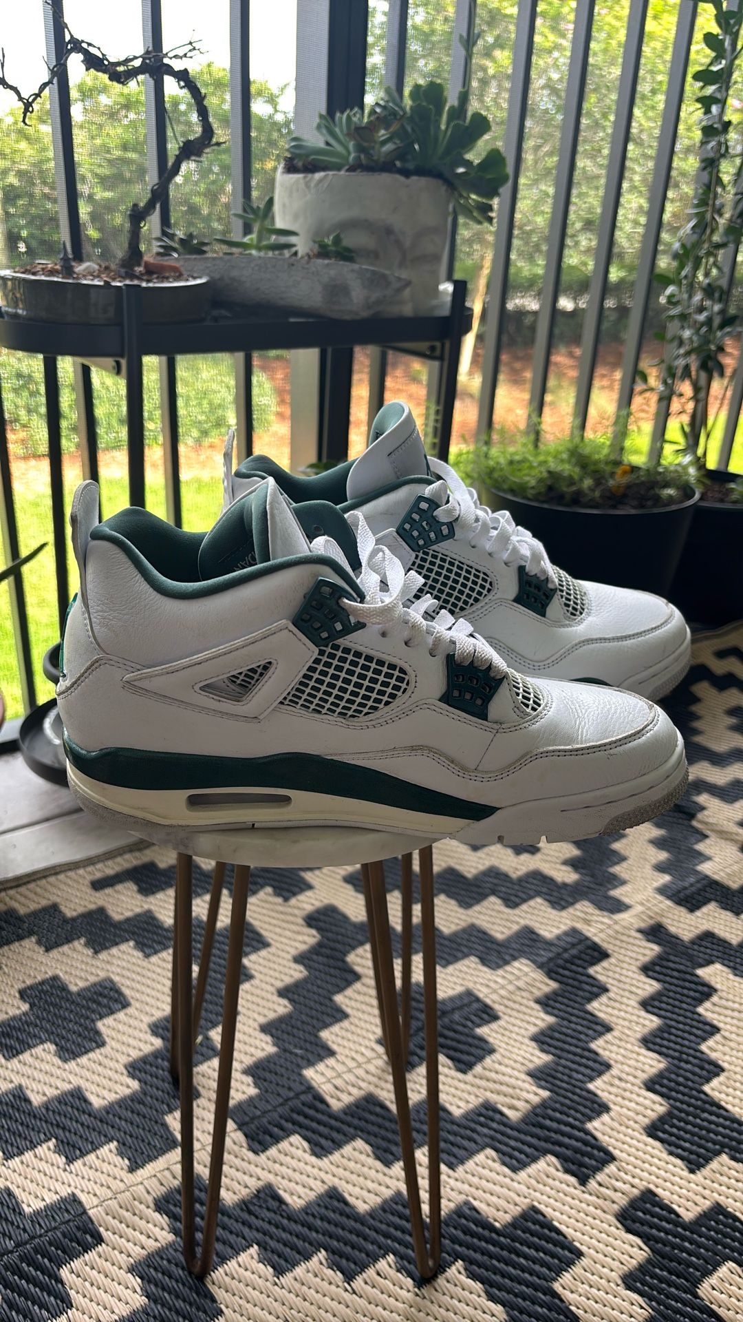 2024 Air Jordan 4 retro Oxidized green / size 9.5