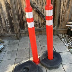 Traffic 45” Delineator With Double Bases