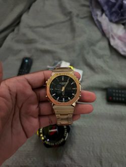 Gold GSHOCK