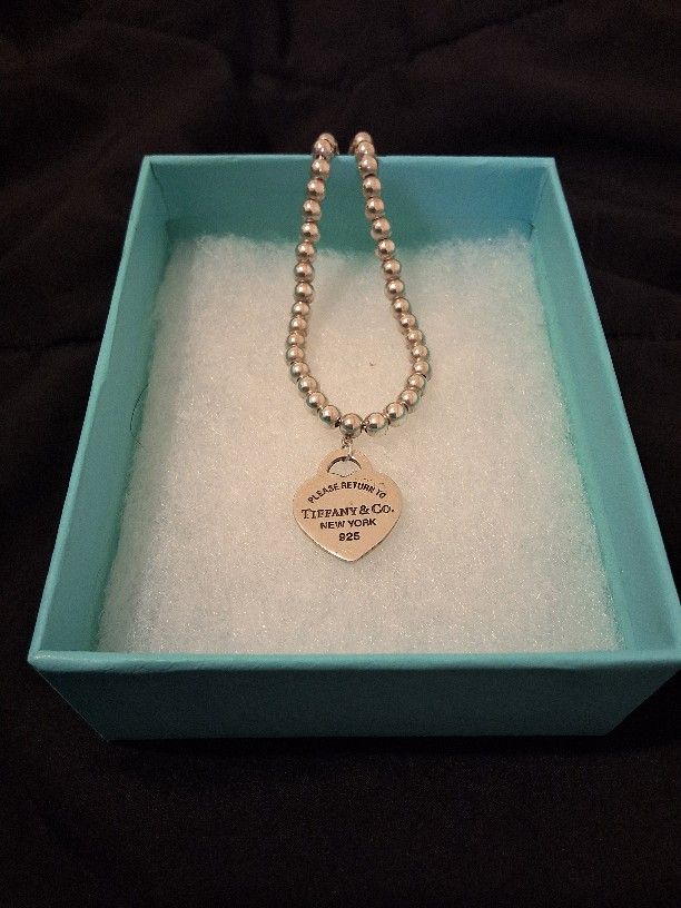Tiffany & Co. RTT Heart Tag Bead Necklace | 18โ | Sterling Silver | Like New