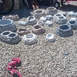 Feed And Water Bowls 