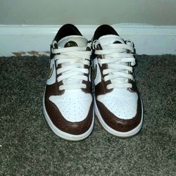 Nike Dunk Low Brown/White – 5Y (Women’s 6.5)