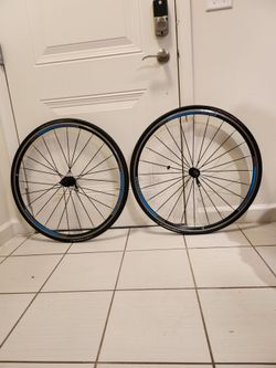 Bontrager 700c Clincher Wheelset