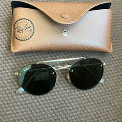 Sunglasses 