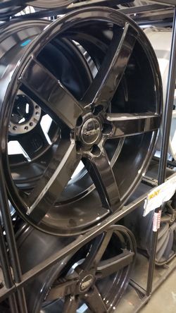 20" Versus wheels blk 5x114.3