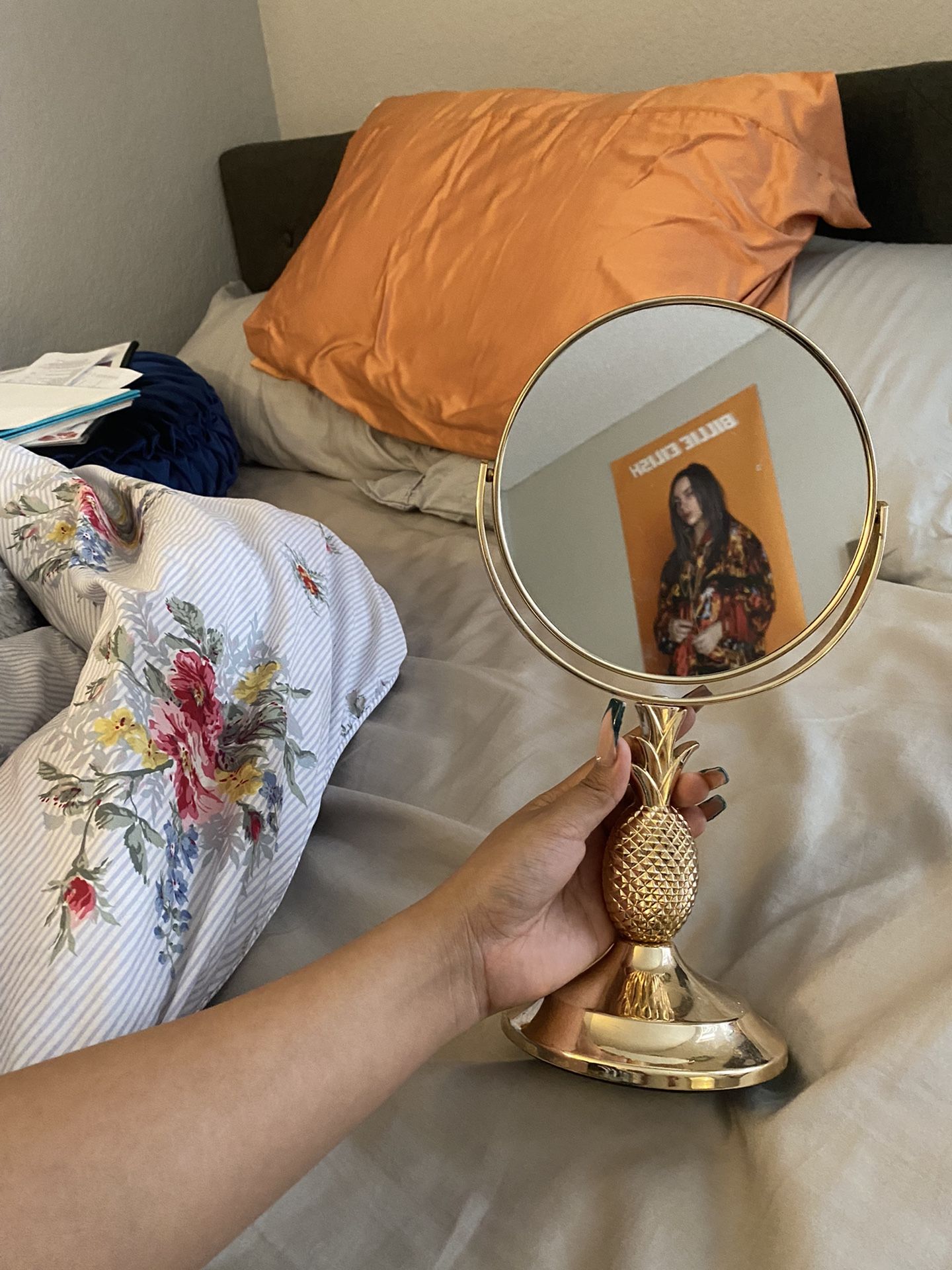 makeup mirror
