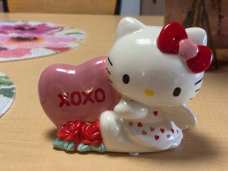 Hello Kitty Valentine’s Day Ceramic Figure 💕 Sanrio Decor