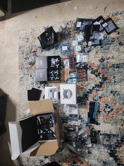 FPV DRONE KITS. 3 DRONES. DJI UNITS.