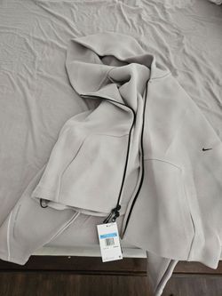 Brand new Nike sweater