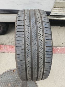235/50/18 Michelin used tire