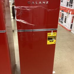 Galanz Refrigerator New Scratch And Dent 