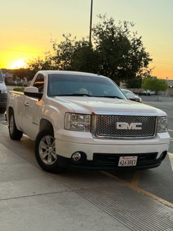 2008 GMC Sierra