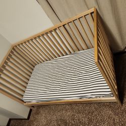 Convertible Crib