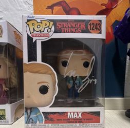 Stranger Things Max Sadie Sink signed Funko Pop