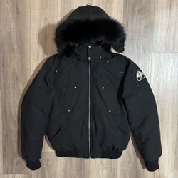 Moose knuckles jacket size M/L/XL black 