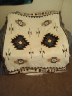 Southwestern Pattern Throw Blanket