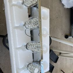 hermosa lámpara para baño nueva con garantía $45