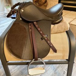12” Brown English Saddle(Great Condition)