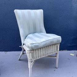 Vintage Wicker Side Chair