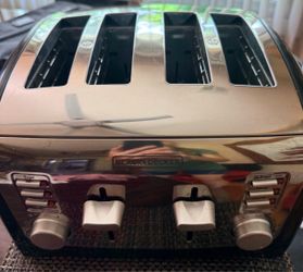 Black+Decker 4-Slice Stainless Steel Toaster
