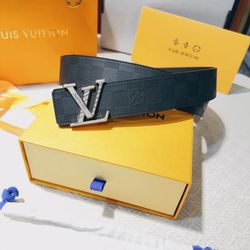 Louis Vuitton x Supreme Belt 