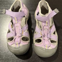 Keen Little Girls Size 13 