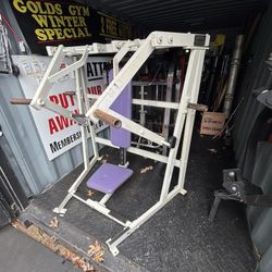 Hammer strength chest press 