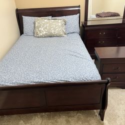 Wooden twin Bed Set