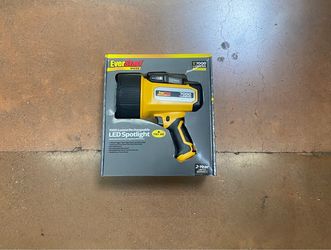 EverStart Maxx 7000-Lumen Rechargeable LED Spotlight