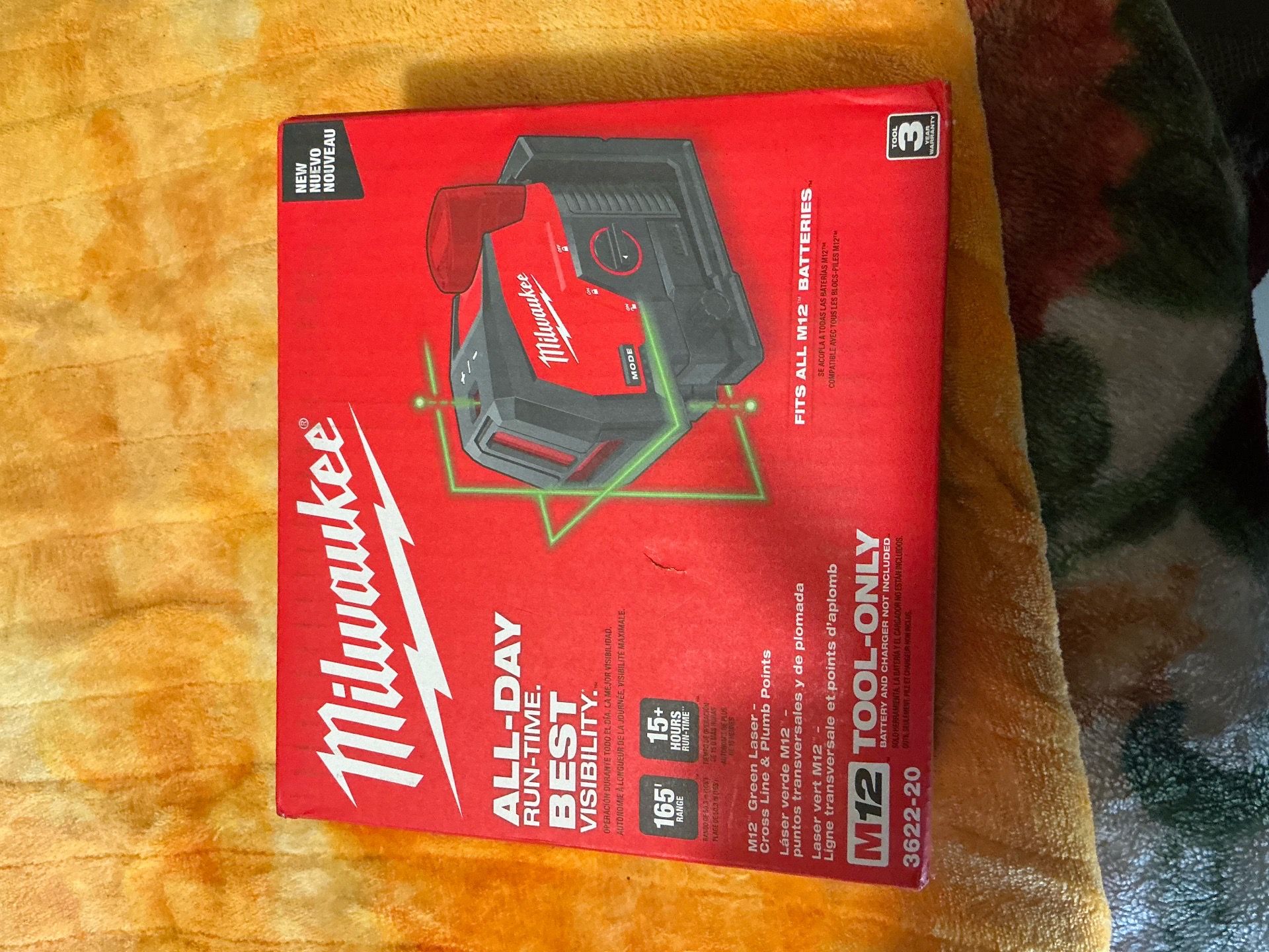 Milwaukee M-12 Green Laser Cross Line And Plumb Points (3622-20)