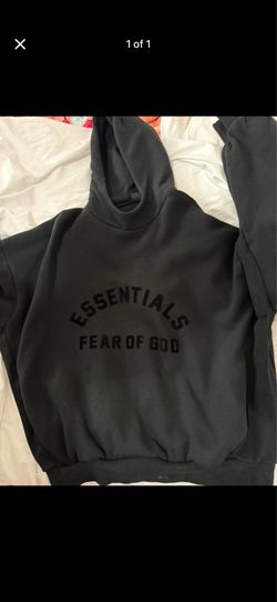 Men’s M essentials hoodie