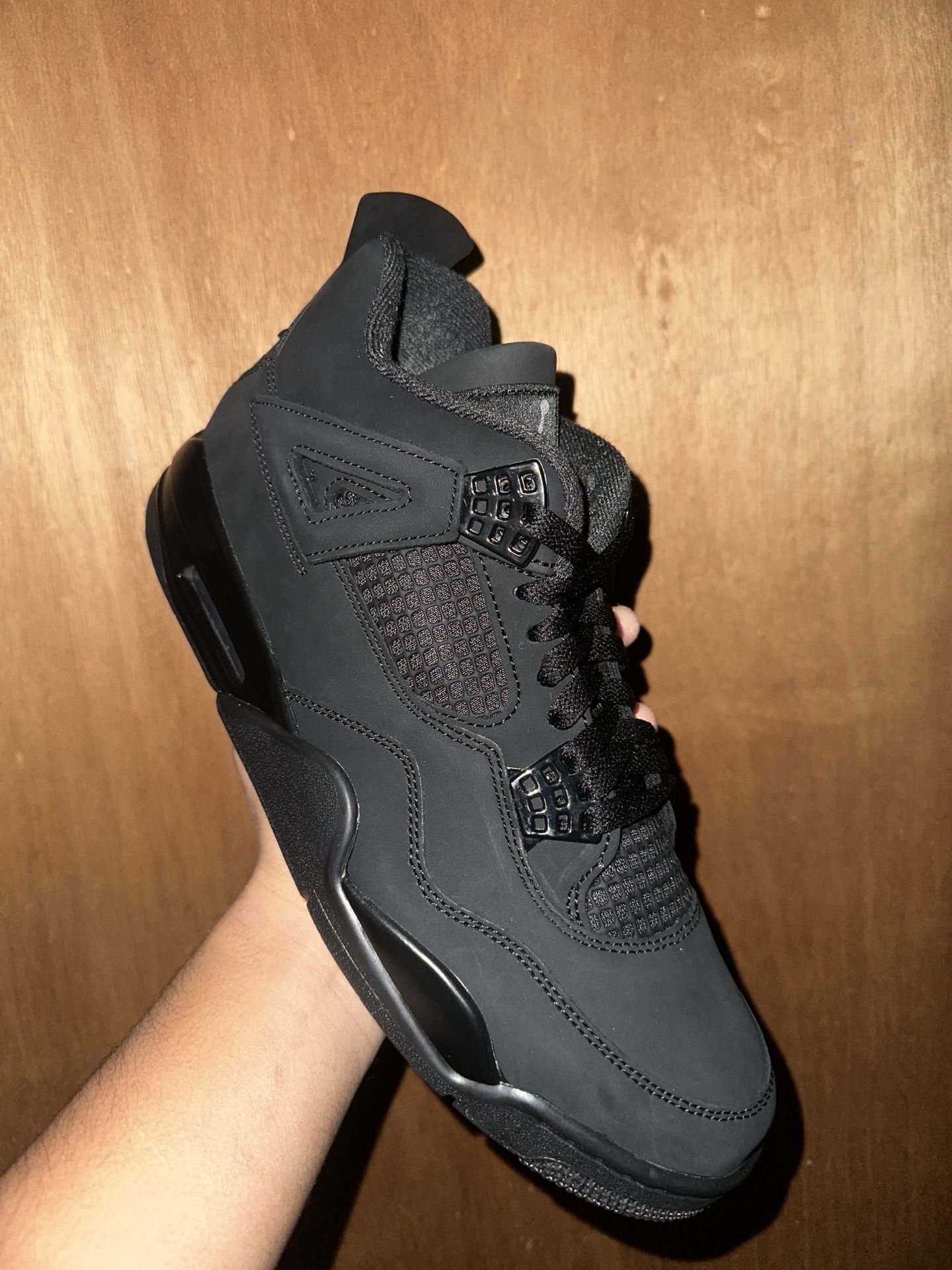 Black Cat Jordan 4