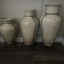 Set Of 3 Vases 