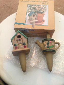 2 ceramic plant waterers - New
