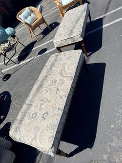 Upholstered Oak Bench with Floral Fabric