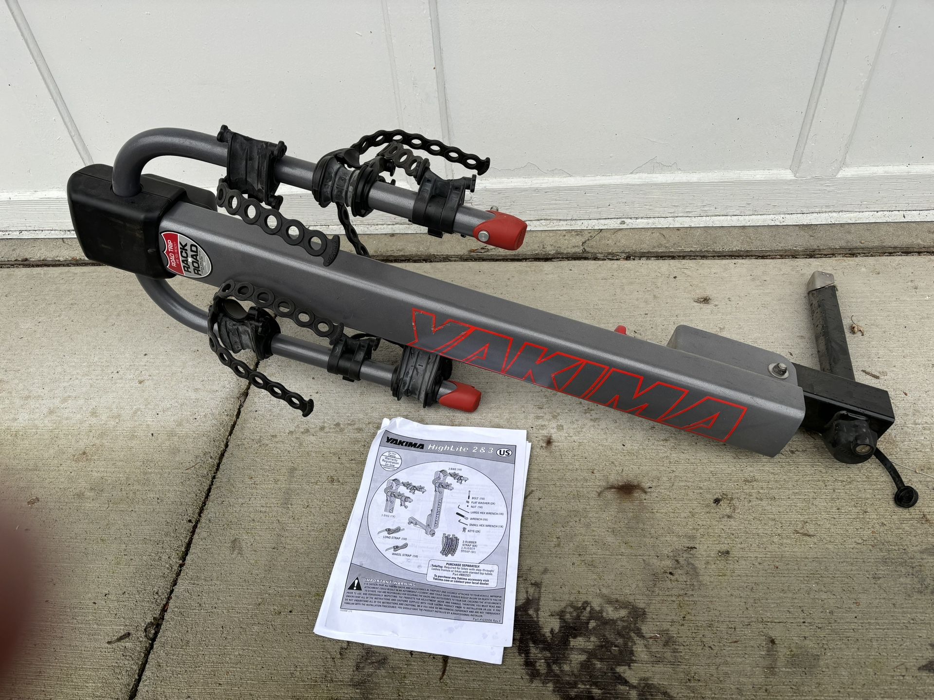 YAKIMA 3 BIKE RACK 1 1/4” Hitch