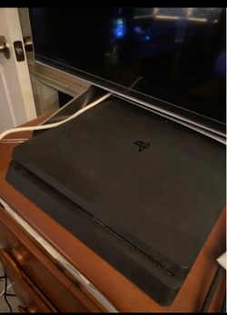 PS4 slim 1tb