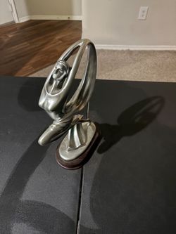 Ballerina Statue