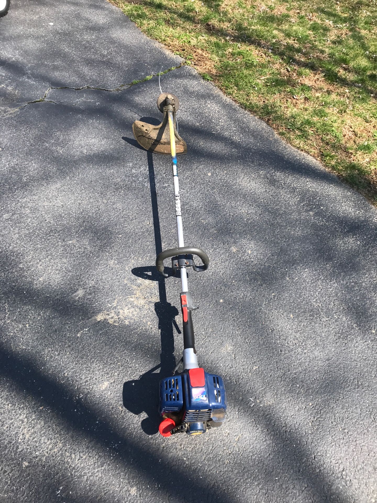 Shindaiwa T2510 commercial grade weedwacker