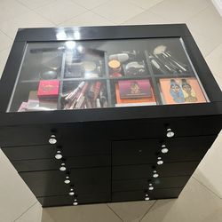 Make Up Vanity
