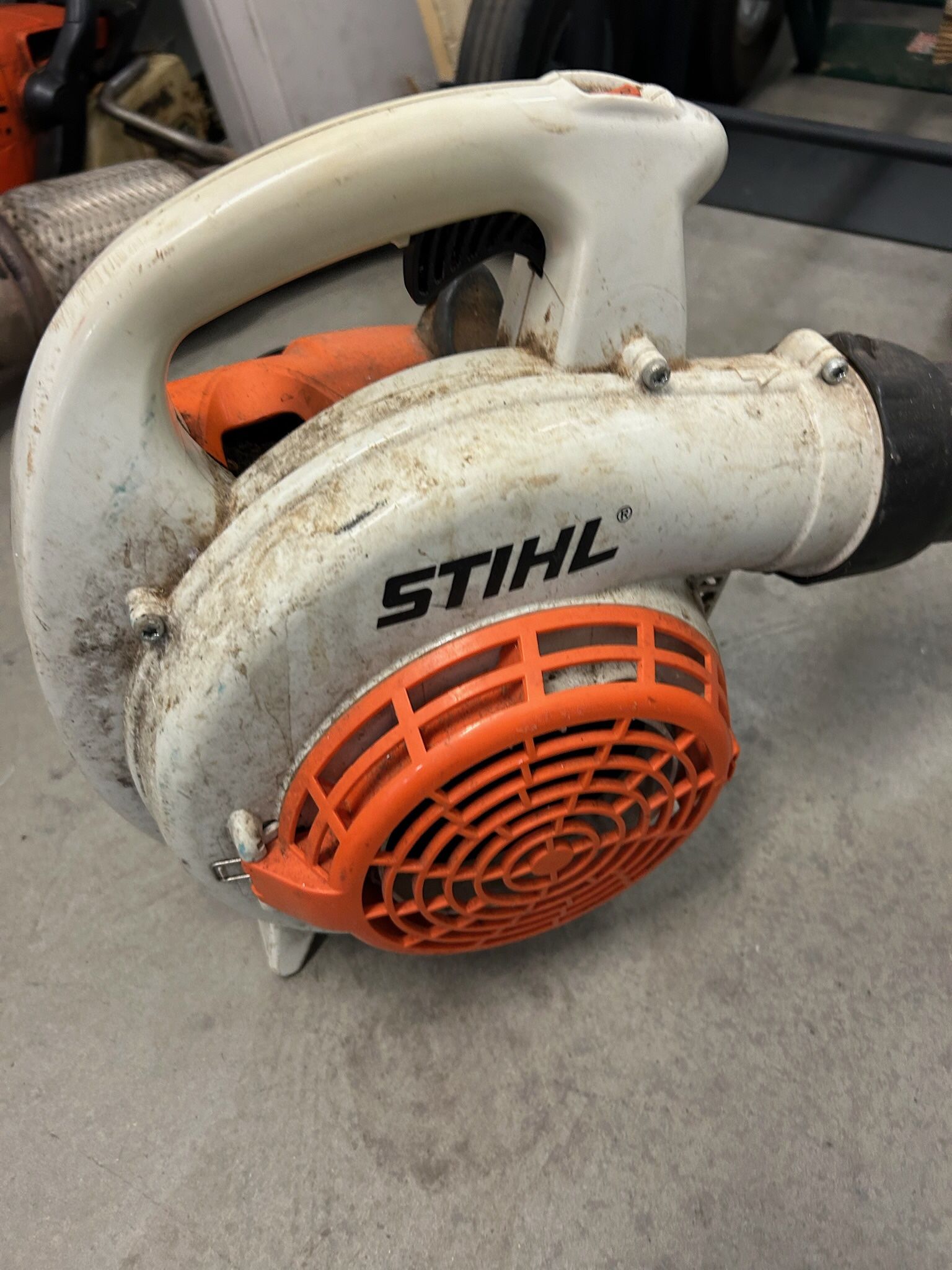 STIHL BG 56C Gas Leaf Blower