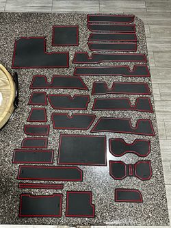 Toyota Tundra Interior Liners – 27 Pieces – Black/Red