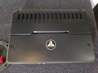 JL AUDIO.  AMP. 12 IN SPEAKER. PORTED BOX.