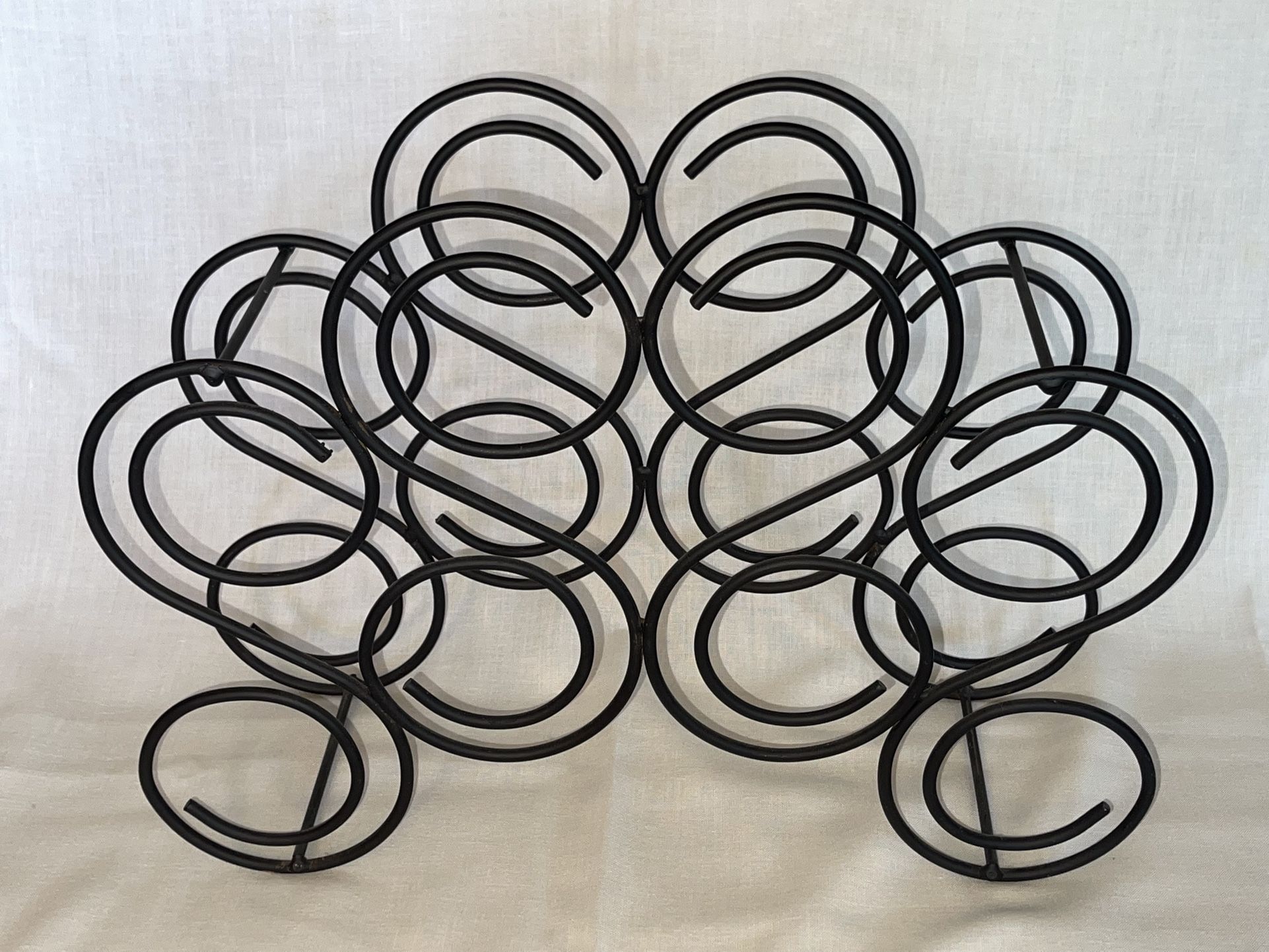 Black WINE RACK For 8 Bottles